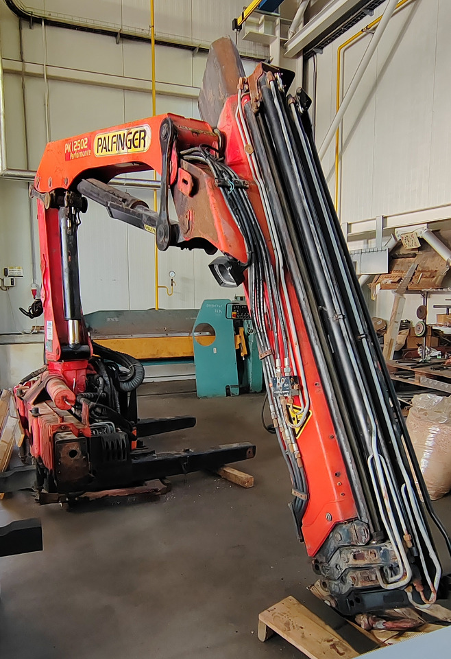 PALFINGER PK 12502 C Performance, remote control, extra functions crane, grue, Kran, Ladekran - Kran za kamion: slika 1 PALFINGER PK 12502 C Performance, remote control, extra functions crane, grue, Kran, Ladekran - Kran za kamion: slika 1