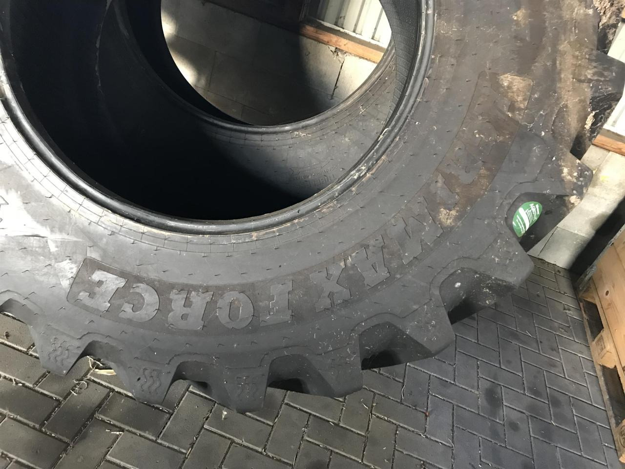 Guma za Poljoprivredna mašina BKT 650/85R42 IF: slika 7