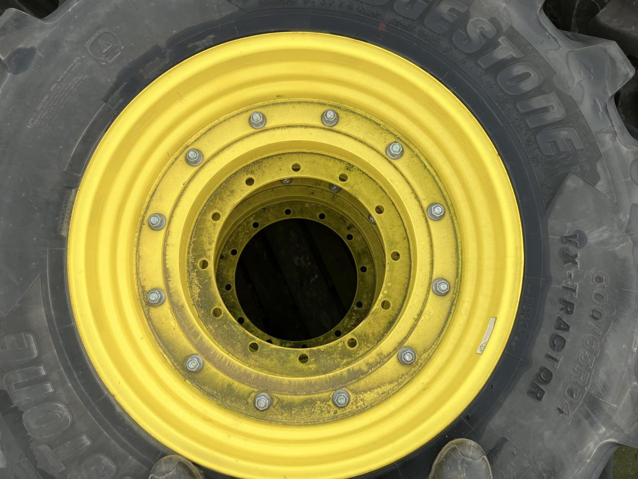 Bridgestone 600/65R34 - Guma za Poljoprivredna mašina: slika 4 Bridgestone 600/65R34 - Guma za Poljoprivredna mašina: slika 4