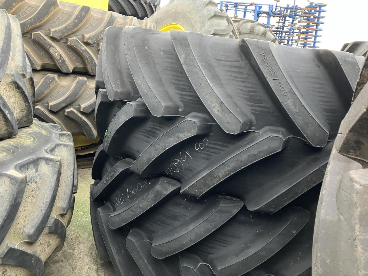 Bridgestone 600/65R34 - Guma za Poljoprivredna mašina: slika 2 Bridgestone 600/65R34 - Guma za Poljoprivredna mašina: slika 2