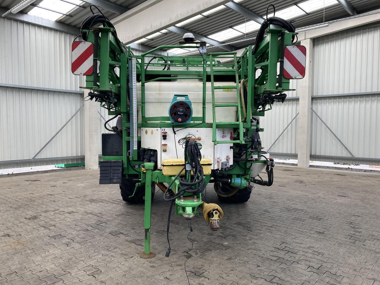 CHD F 5239 A - Vučena prskalica: slika 2 CHD F 5239 A - Vučena prskalica: slika 2