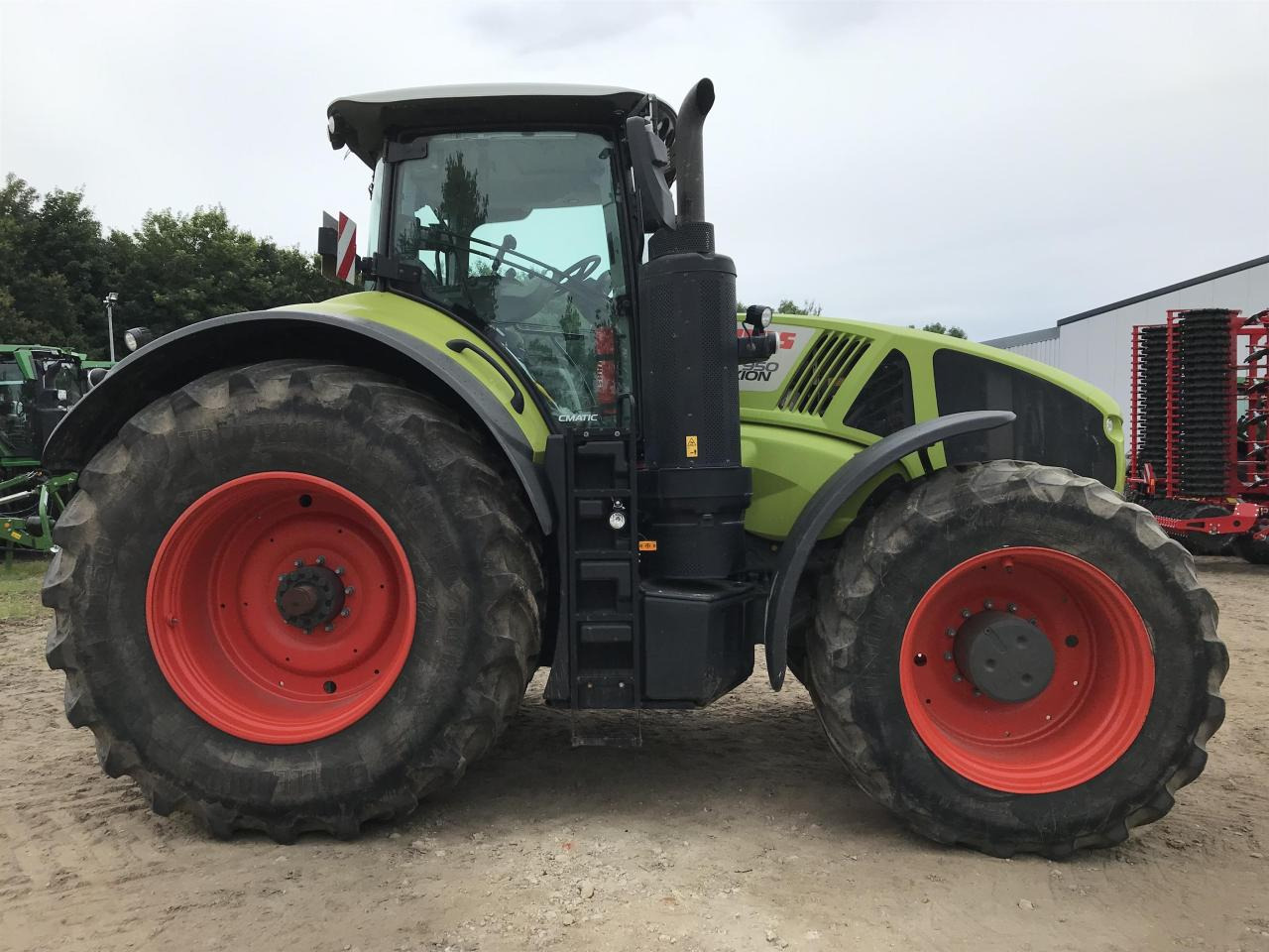 CLAAS Axion 950 - Traktor: slika 2 CLAAS Axion 950 - Traktor: slika 2