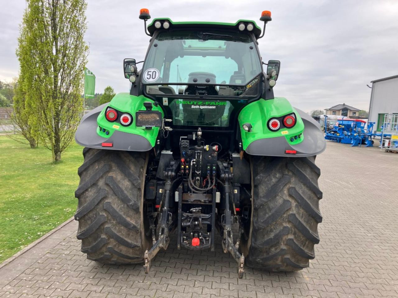 Traktor Deutz-Fahr 6215 TTV: slika 8 Traktor Deutz-Fahr 6215 TTV: slika 8