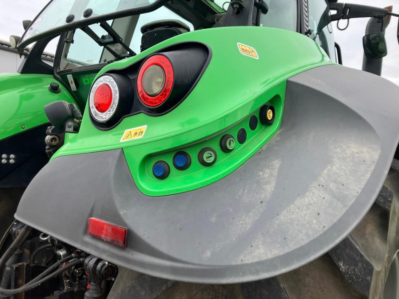 Traktor Deutz-Fahr 6215 TTV: slika 26 Traktor Deutz-Fahr 6215 TTV: slika 26