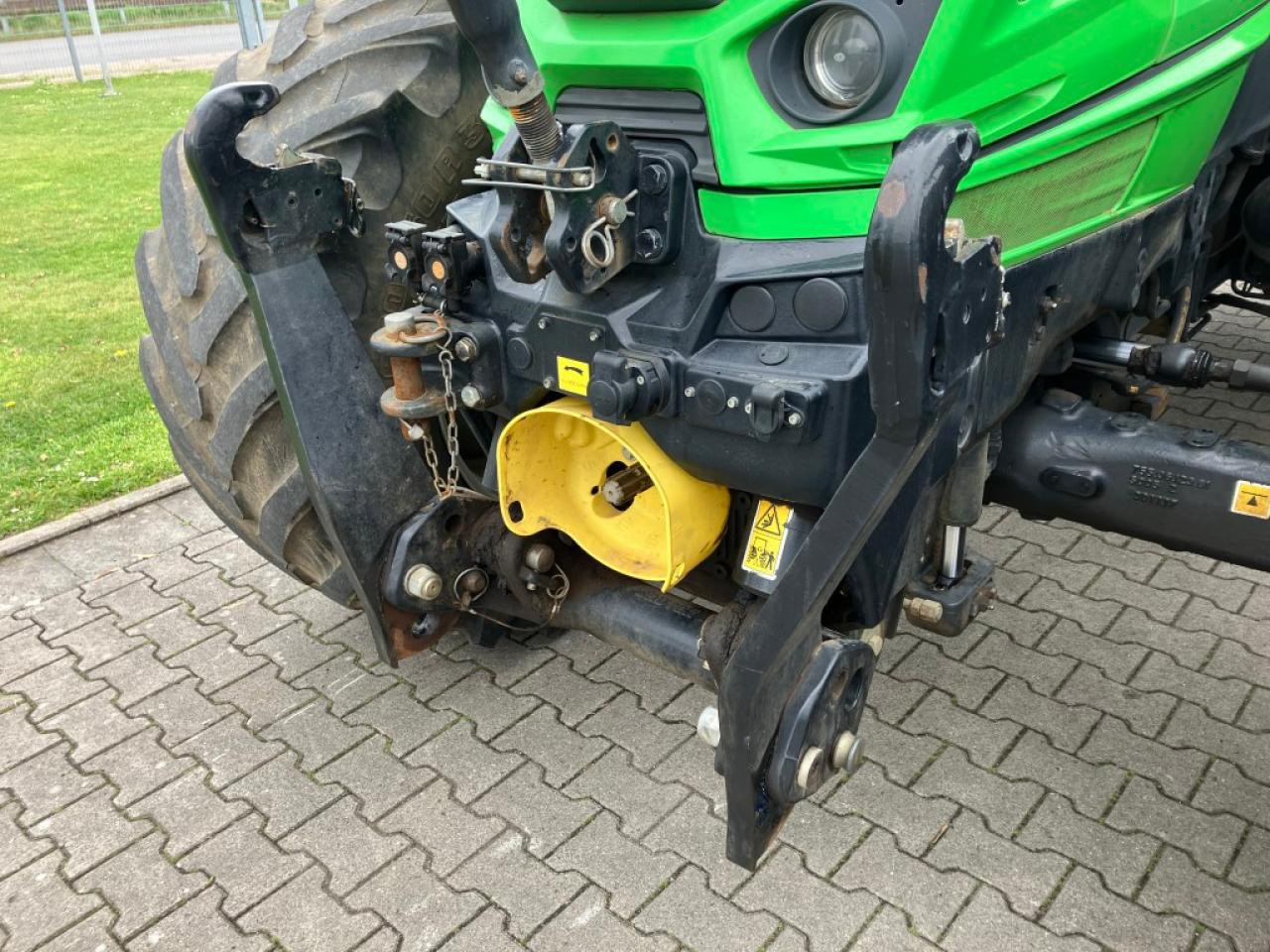 Traktor Deutz-Fahr 6215 TTV: slika 12 Traktor Deutz-Fahr 6215 TTV: slika 12