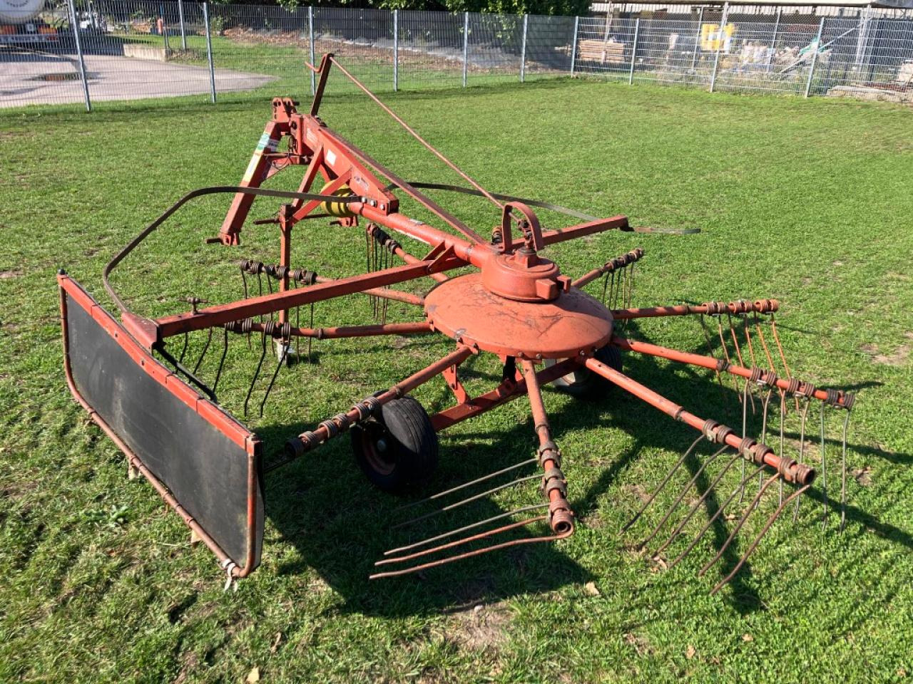 Fella TS 325 - Prevrtač/ Grabuljač: slika 2 Fella TS 325 - Prevrtač/ Grabuljač: slika 2