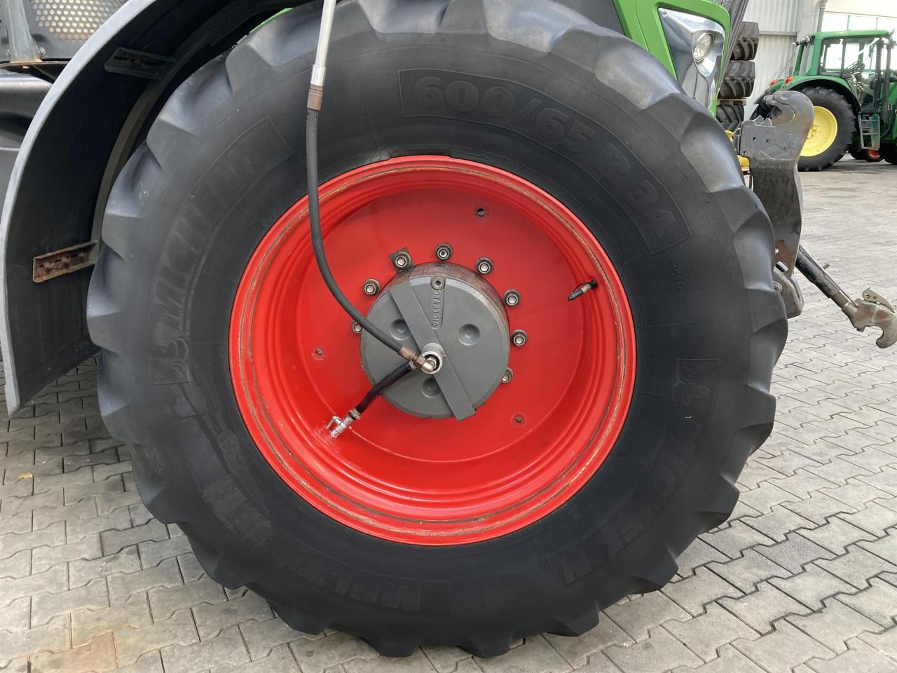 Traktor Fendt 933 Vario Profi Plus: slika 10 Traktor Fendt 933 Vario Profi Plus: slika 10