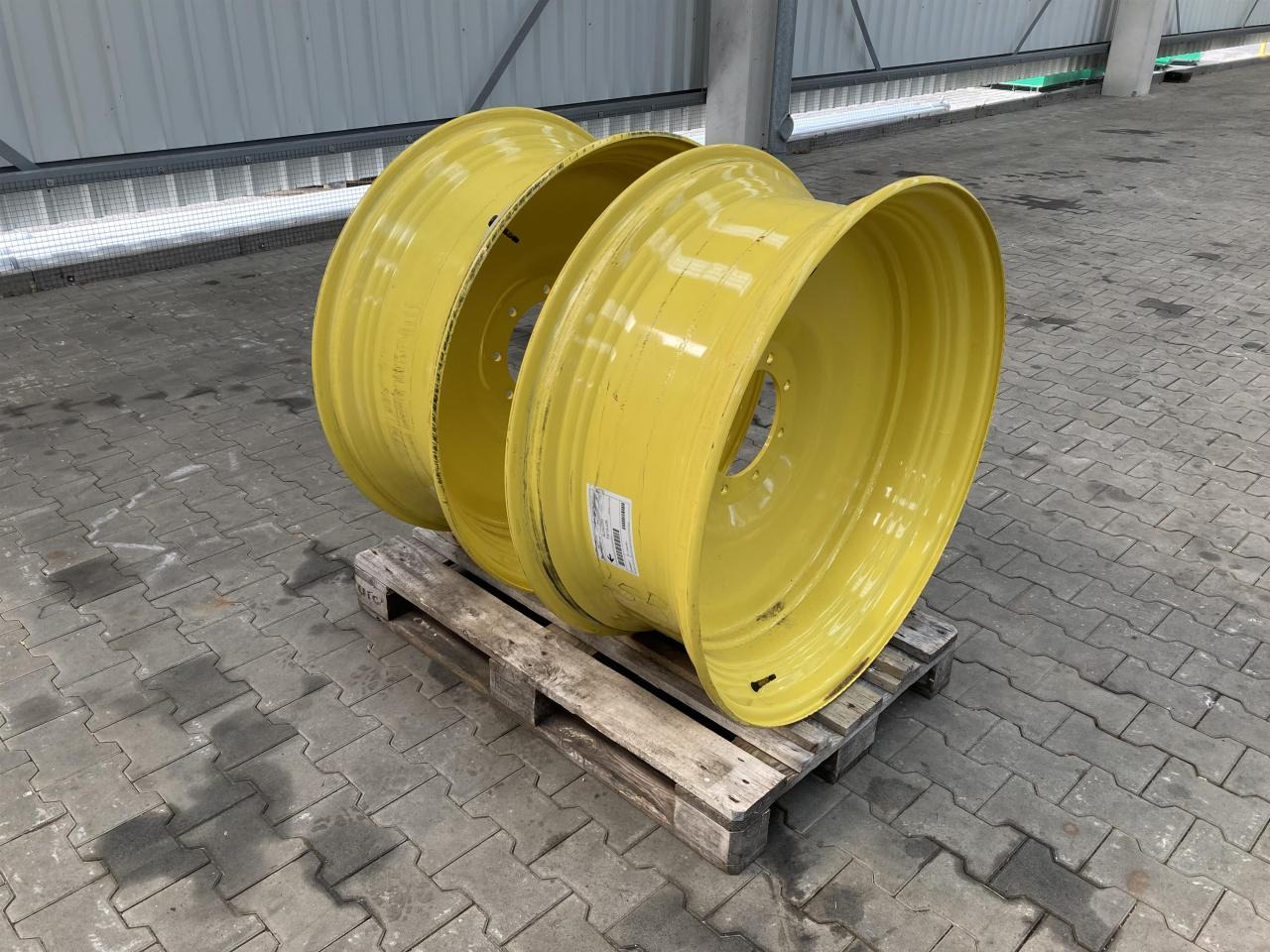 John Deere 15x38 - Guma za Poljoprivredna mašina: slika 1 John Deere 15x38 - Guma za Poljoprivredna mašina: slika 1