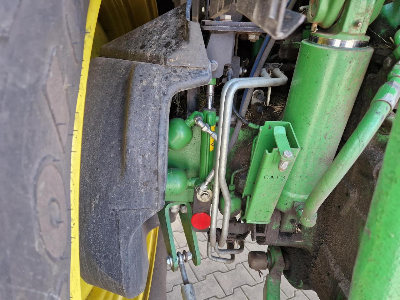 John Deere 6145R - Traktor: slika 5 John Deere 6145R - Traktor: slika 5