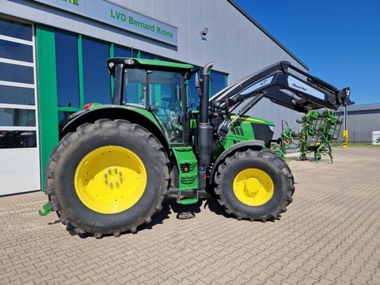 John Deere 6195M - Traktor: slika 4 John Deere 6195M - Traktor: slika 4