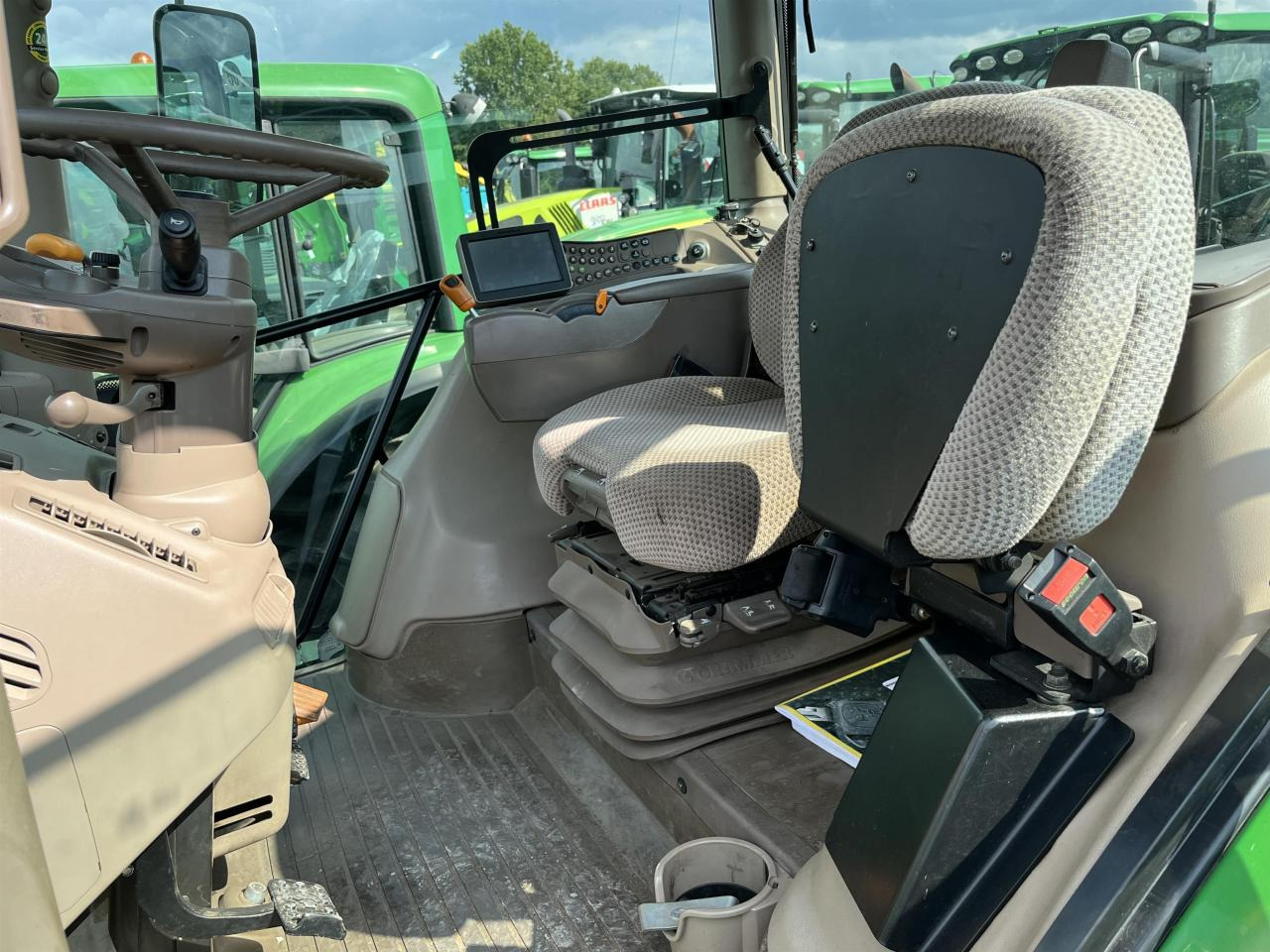Traktor John Deere 6210R: slika 6