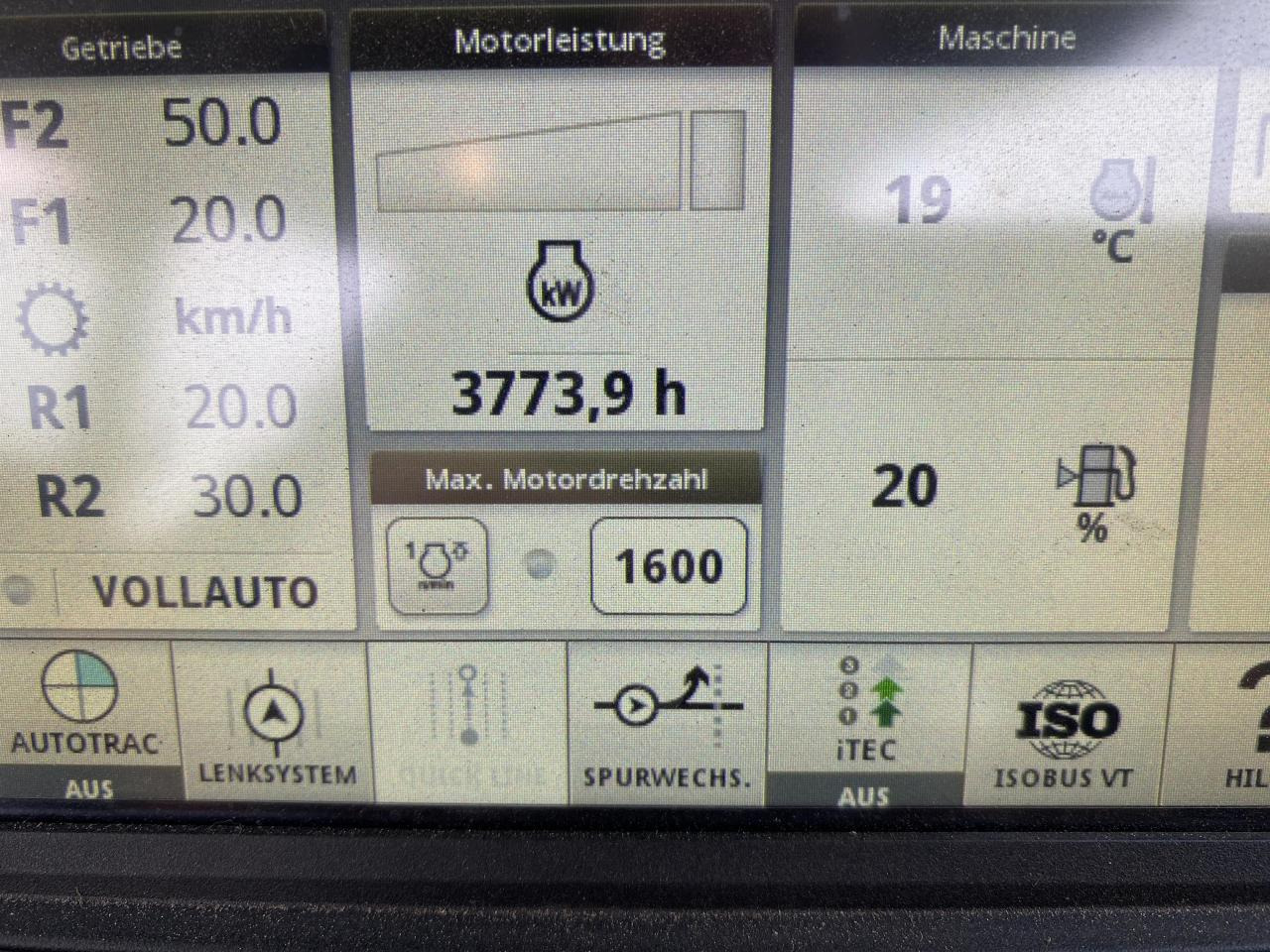 Traktor John Deere 6215R: slika 7