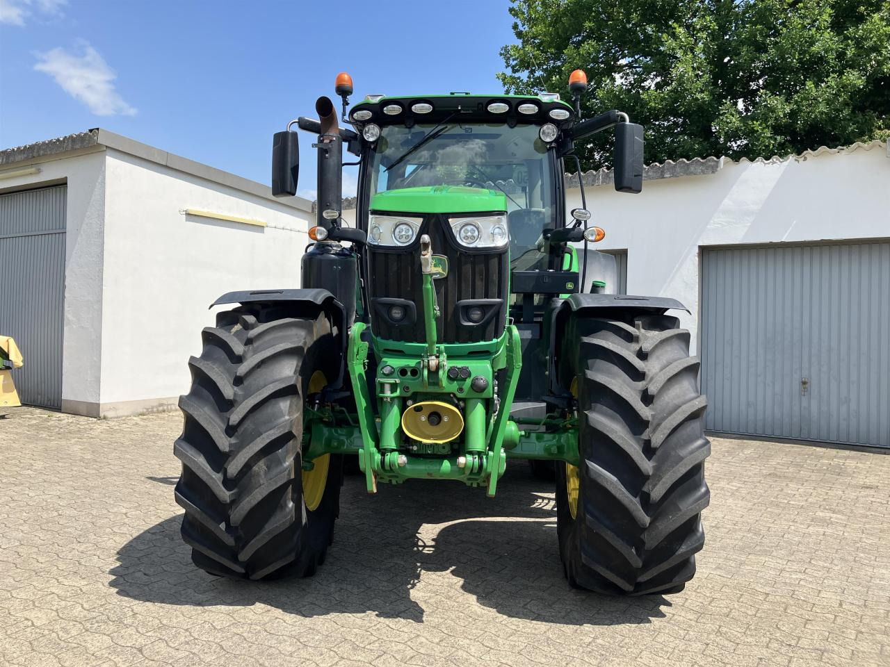 John Deere 6215R - Traktor: slika 3 John Deere 6215R - Traktor: slika 3