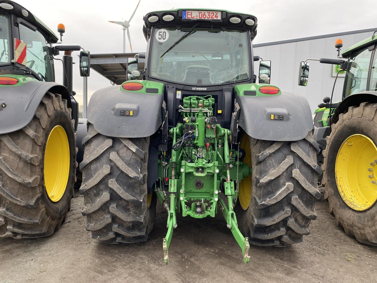 John Deere 6215R - Traktor: slika 3 John Deere 6215R - Traktor: slika 3