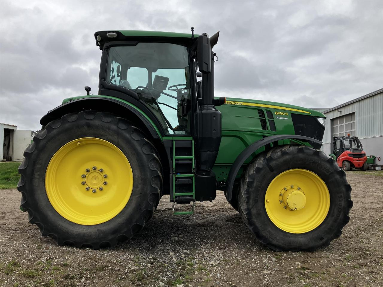 John Deere 6230R - Traktor: slika 2 John Deere 6230R - Traktor: slika 2
