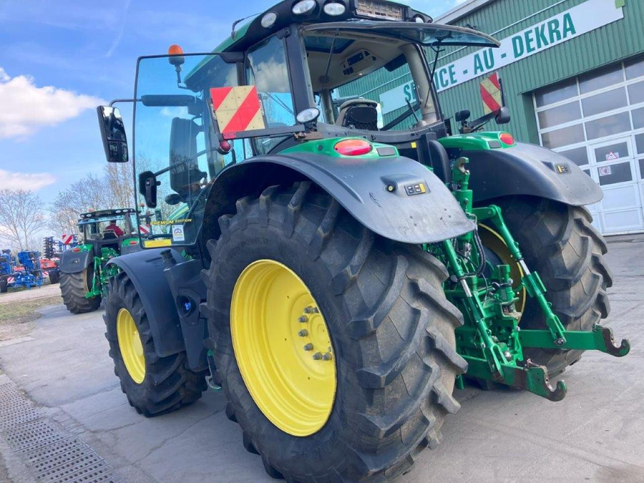 John Deere 6250R - Traktor: slika 4 John Deere 6250R - Traktor: slika 4