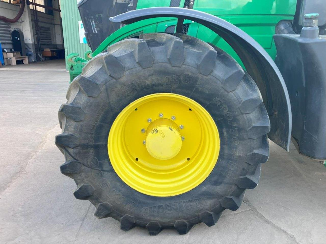Traktor John Deere 6250R: slika 14