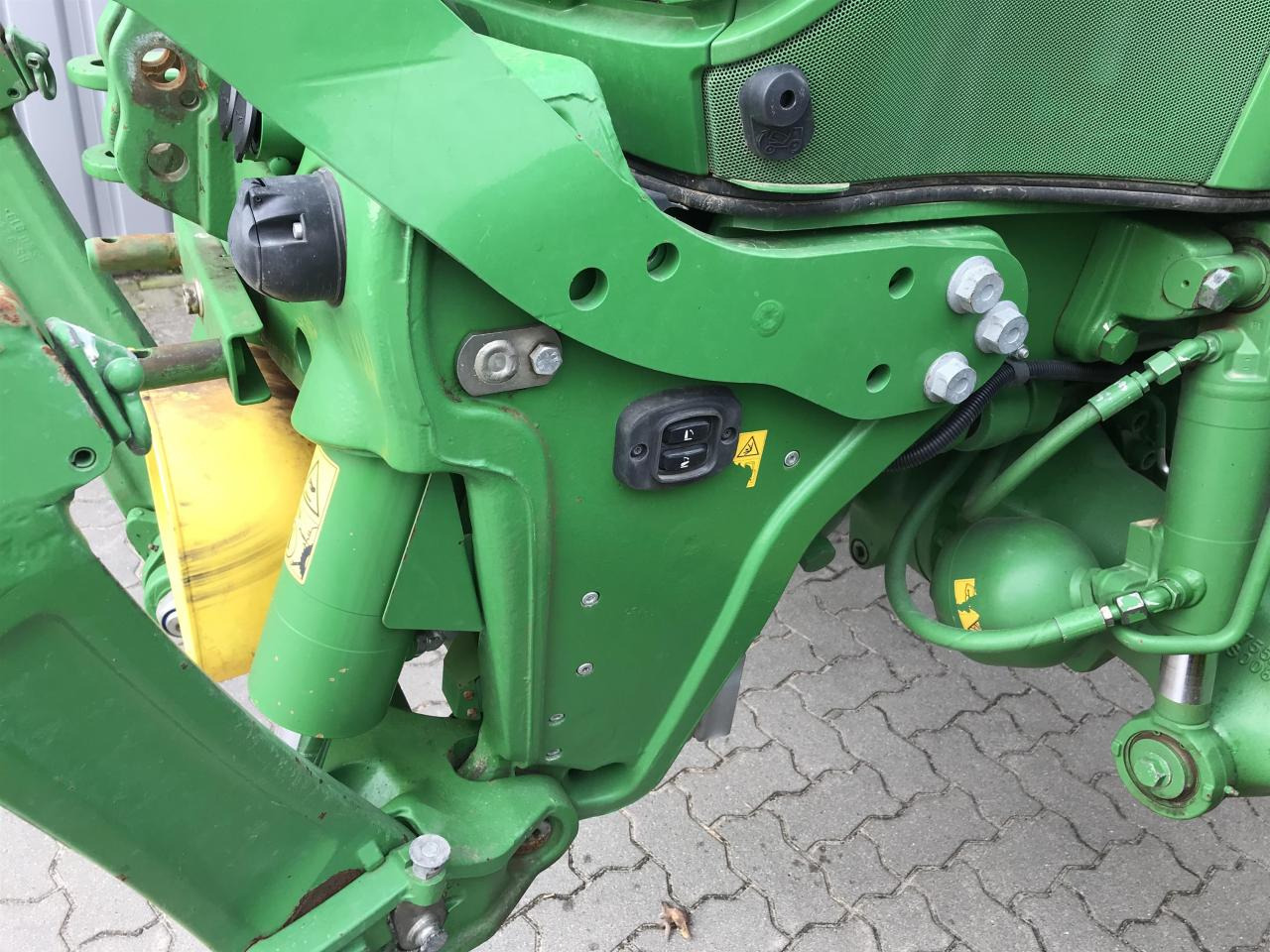 John Deere 6250R - Traktor: slika 4 John Deere 6250R - Traktor: slika 4