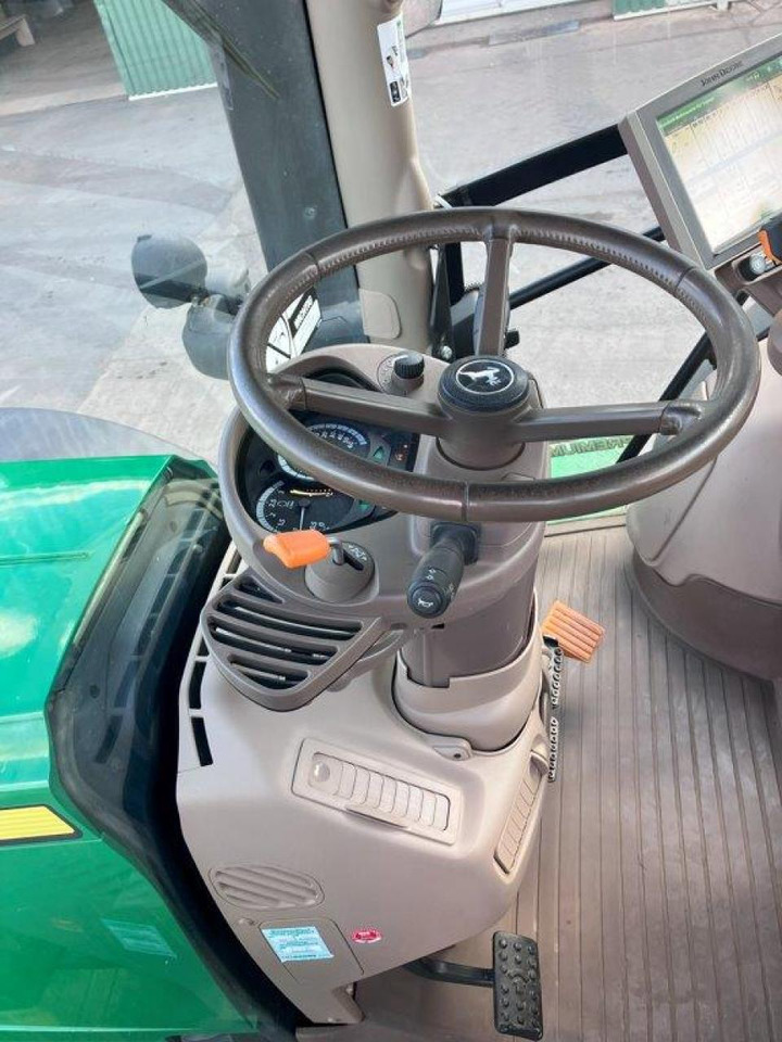 Traktor John Deere 6250R: slika 10