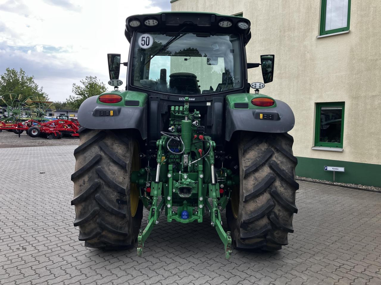 John Deere 6R 130 - Traktor: slika 5 John Deere 6R 130 - Traktor: slika 5