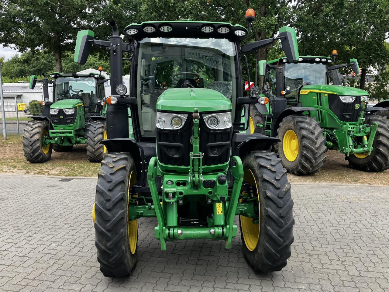 John Deere 6R 130 - Traktor: slika 3 John Deere 6R 130 - Traktor: slika 3