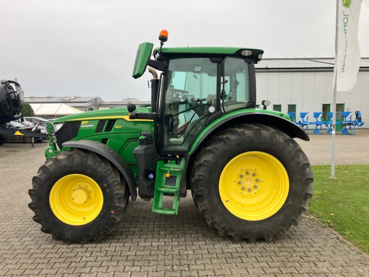 John Deere 6R 150 - Traktor: slika 4 John Deere 6R 150 - Traktor: slika 4