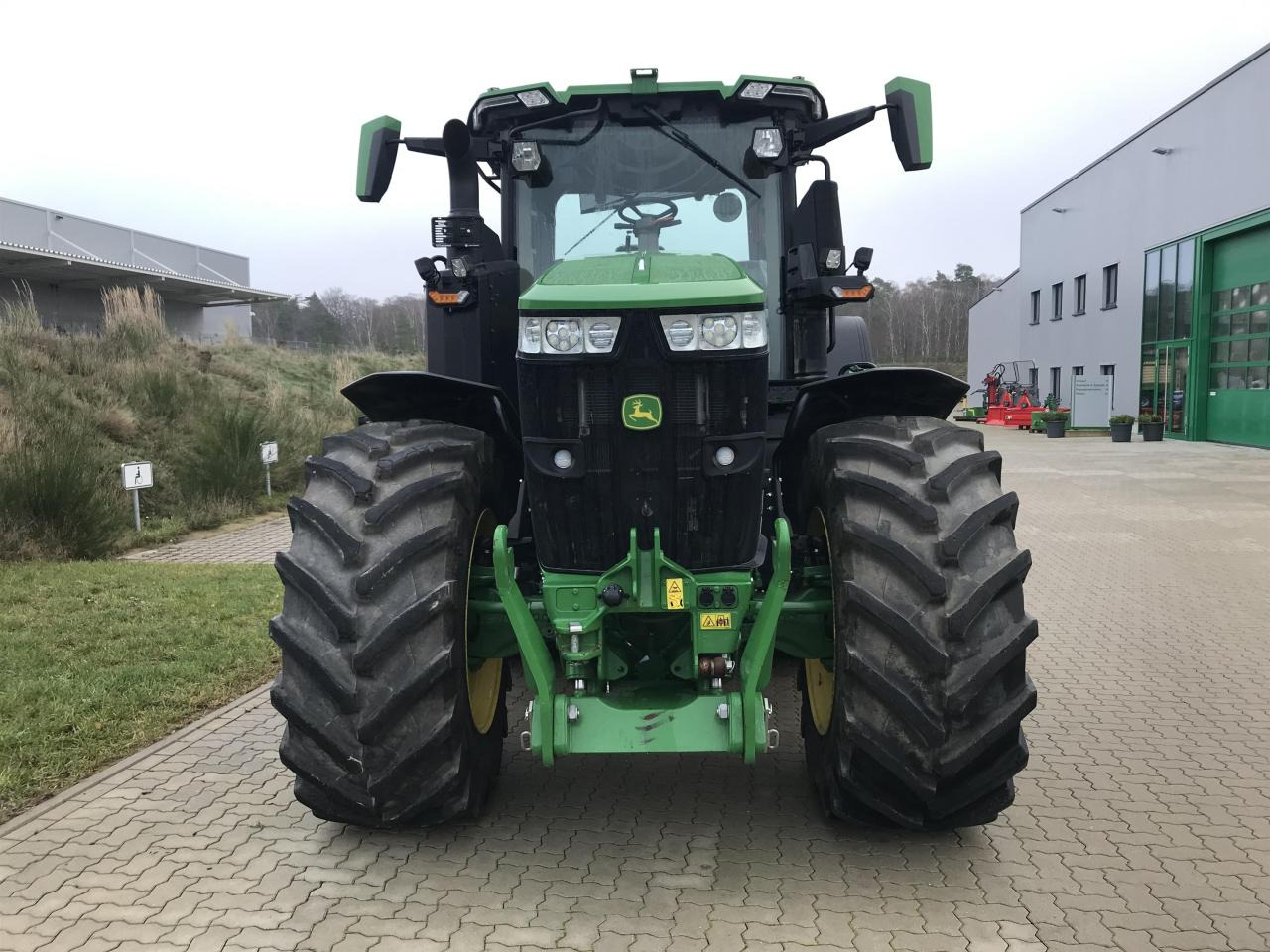John Deere 7R 330 - Traktor: slika 3 John Deere 7R 330 - Traktor: slika 3