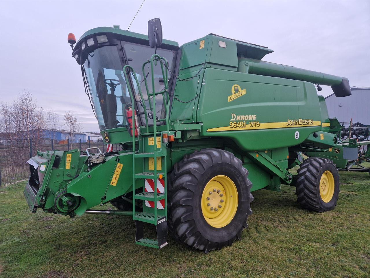 John Deere 9640i WTS HM - Kombinovani kombajn: slika 3 John Deere 9640i WTS HM - Kombinovani kombajn: slika 3