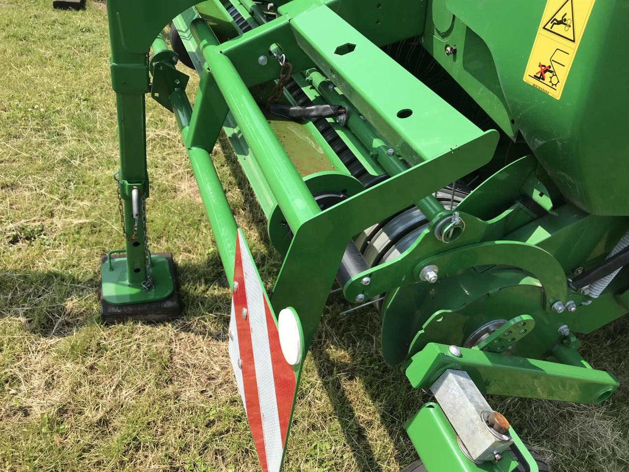 John Deere V461M - Balirka za okrugle bale: slika 4 John Deere V461M - Balirka za okrugle bale: slika 4