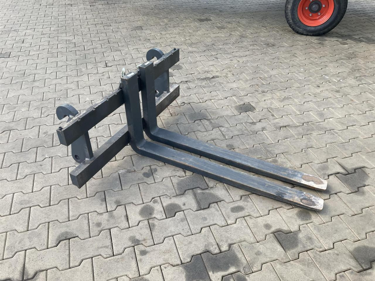 Kramer 1200 mm - Kašika: slika 2 Kramer 1200 mm - Kašika: slika 2