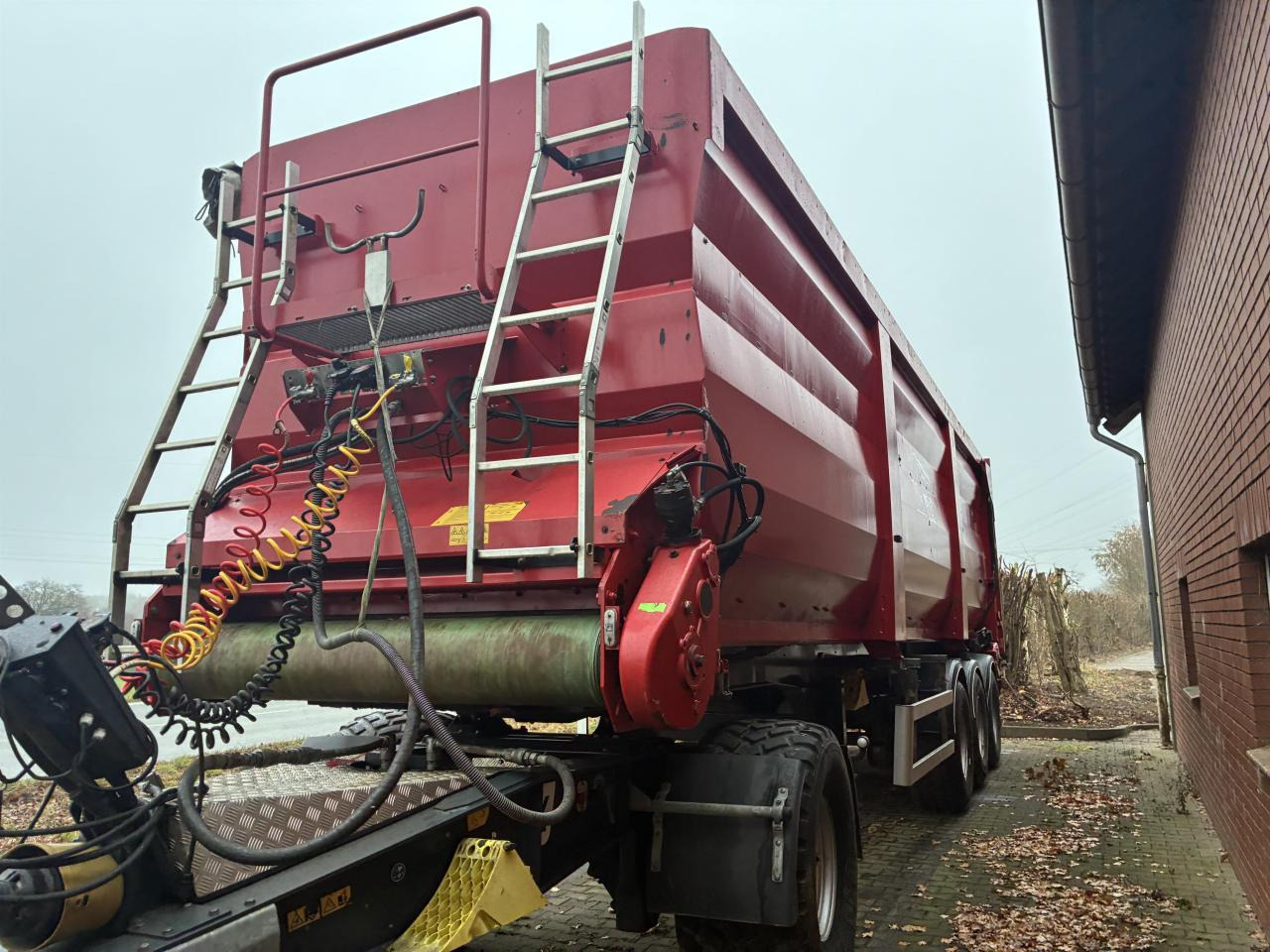 Krampe SB 30 - Traktorska prikolica za farmu/ Kiper: slika 1 Krampe SB 30 - Traktorska prikolica za farmu/ Kiper: slika 1