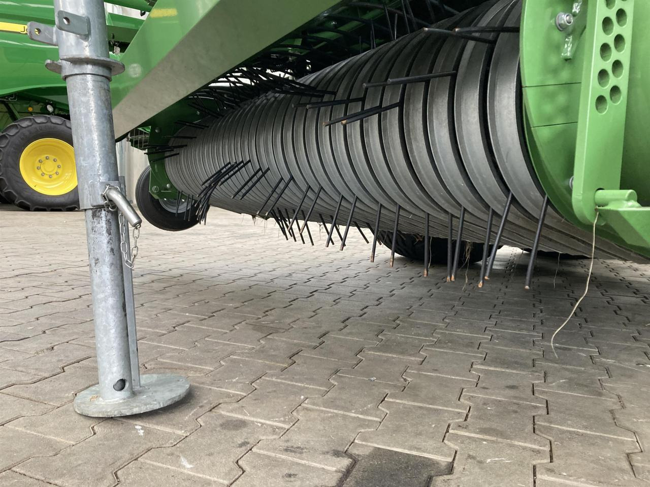 Krone CF 155 XC - Balirka za okrugle bale: slika 5 Krone CF 155 XC - Balirka za okrugle bale: slika 5