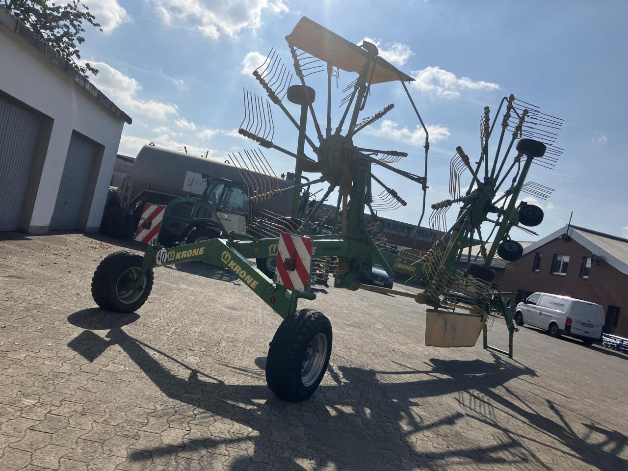 Krone SWADRO 810 - Prevrtač/ Grabuljač: slika 5 Krone SWADRO 810 - Prevrtač/ Grabuljač: slika 5