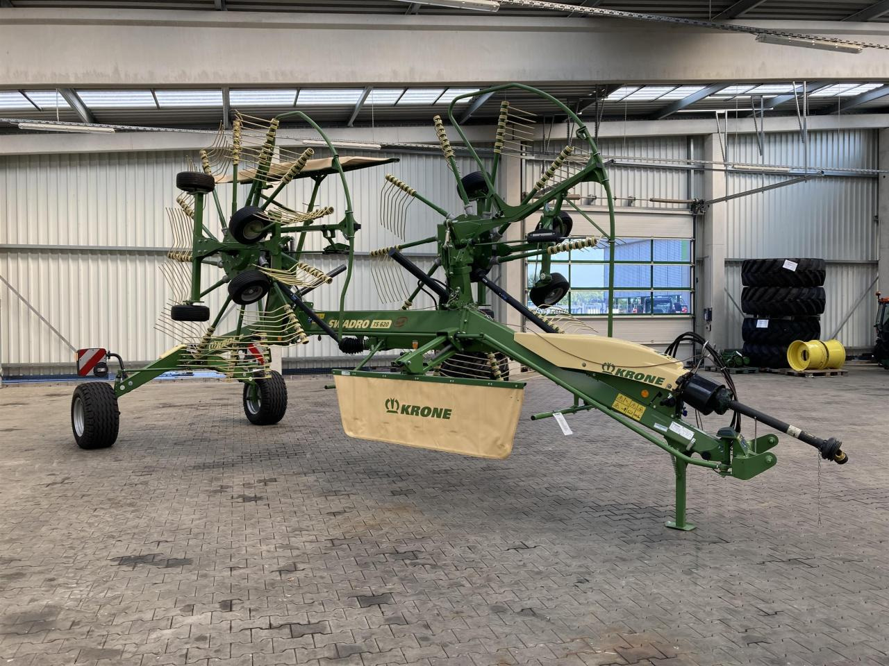 Krone Swadro TS 620 Twin - Prevrtač/ Grabuljač: slika 1 Krone Swadro TS 620 Twin - Prevrtač/ Grabuljač: slika 1
