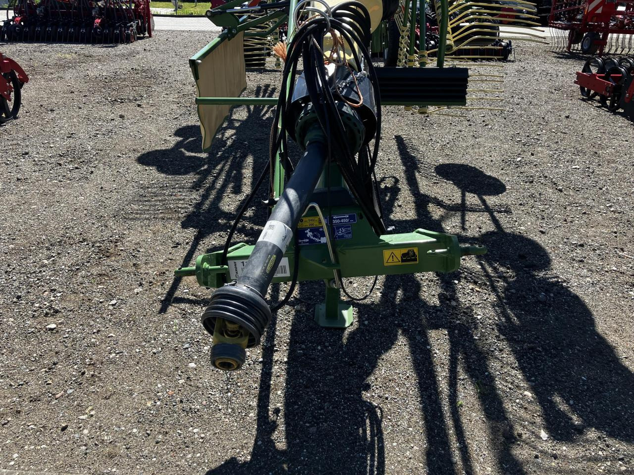 Krone Swadro TS 740 Twin - Prevrtač/ Grabuljač: slika 3 Krone Swadro TS 740 Twin - Prevrtač/ Grabuljač: slika 3