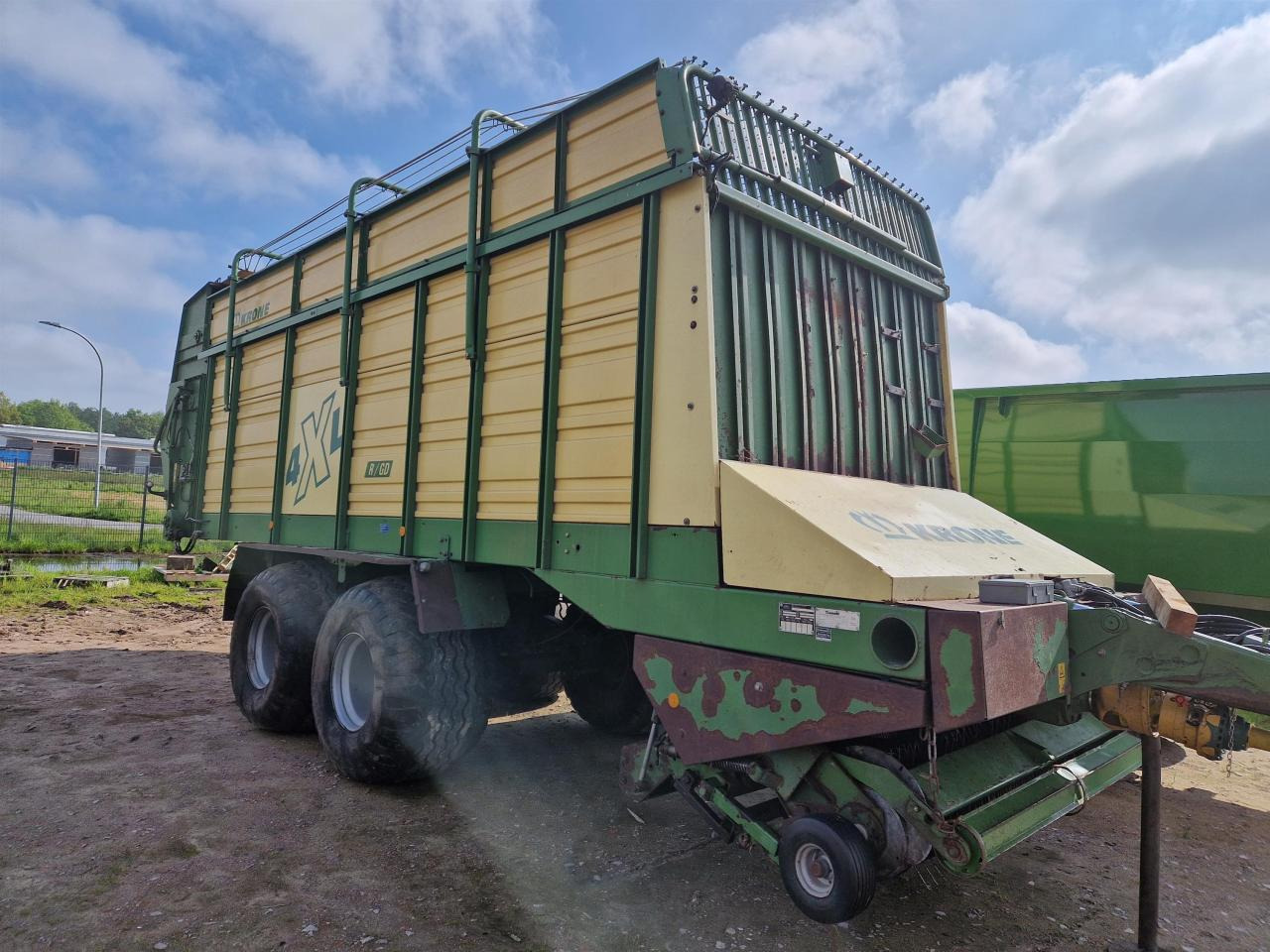 Krone TITAN 4XL-GD - Prikolica sa automatskim punjenjem: slika 1 Krone TITAN 4XL-GD - Prikolica sa automatskim punjenjem: slika 1