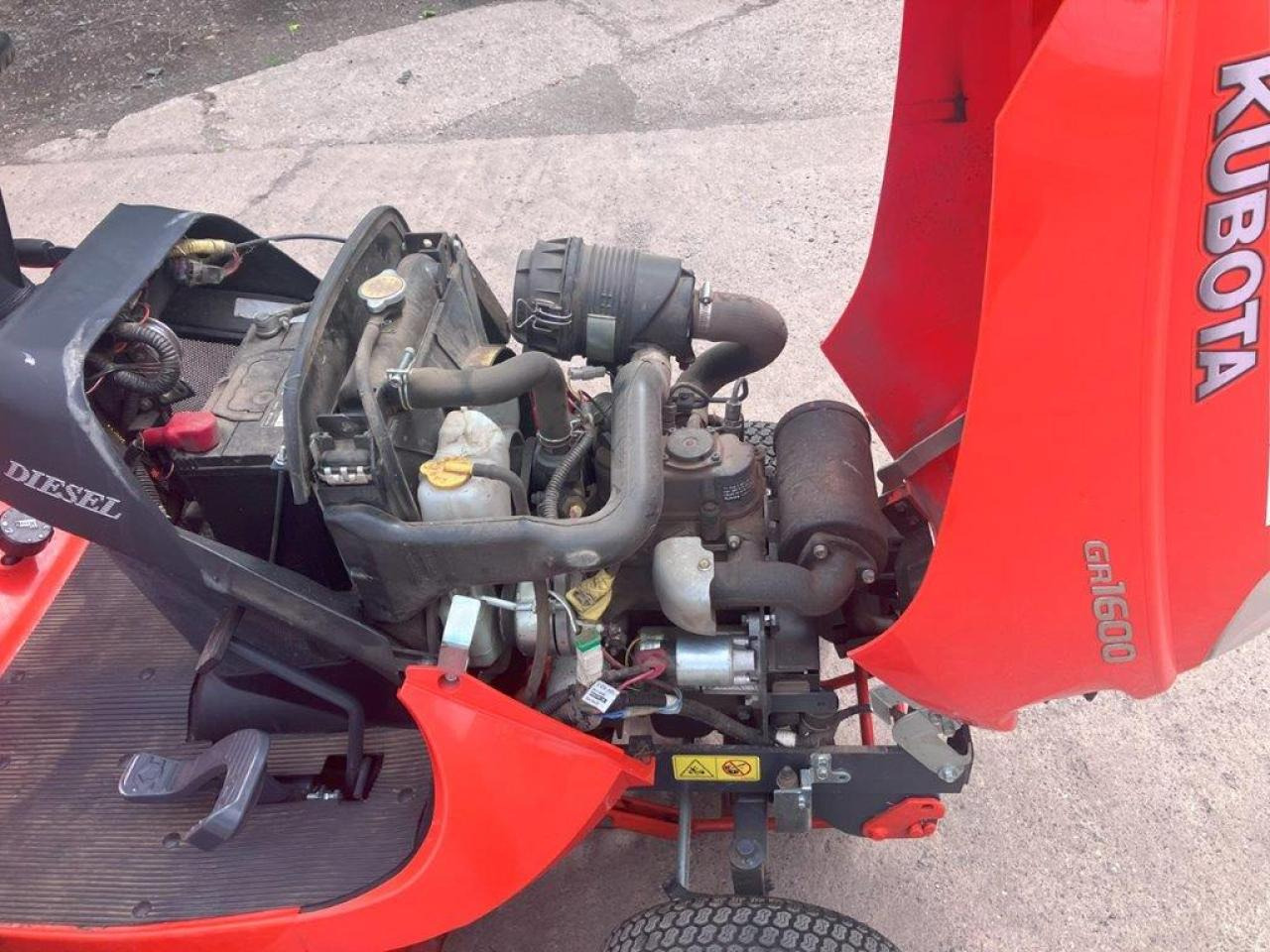 Baštenska kosačica Kubota GR1600-ID-II: slika 11