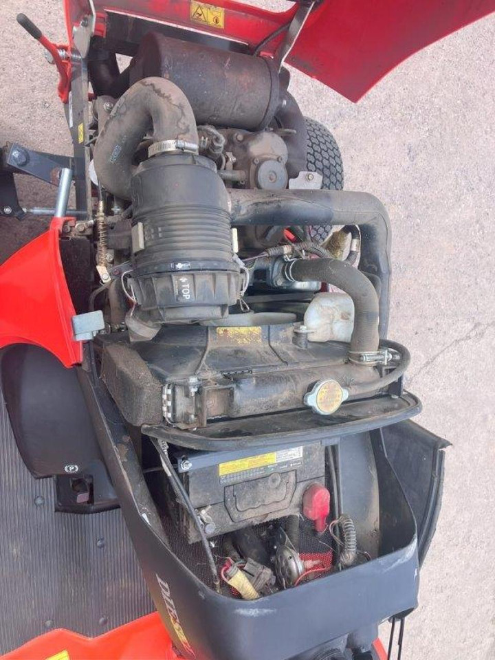 Baštenska kosačica Kubota GR1600-ID-II: slika 10