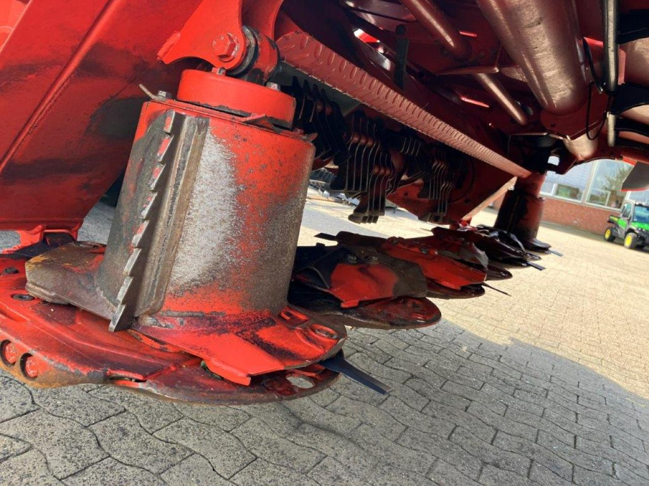 Kuhn FC9330D-RA - Kosačica: slika 3 Kuhn FC9330D-RA - Kosačica: slika 3