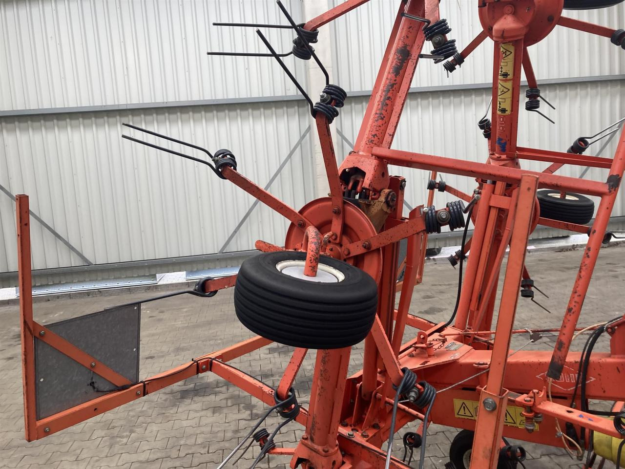 Kuhn GF 6301 MH - Prevrtač/ Grabuljač: slika 3 Kuhn GF 6301 MH - Prevrtač/ Grabuljač: slika 3