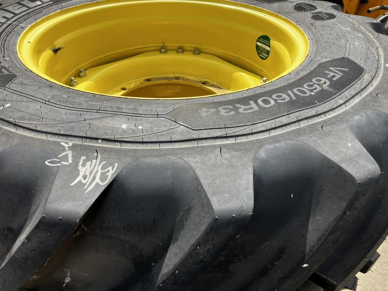 Michelin 650/60R34 VF - Guma za Poljoprivredna mašina: slika 3 Michelin 650/60R34 VF - Guma za Poljoprivredna mašina: slika 3