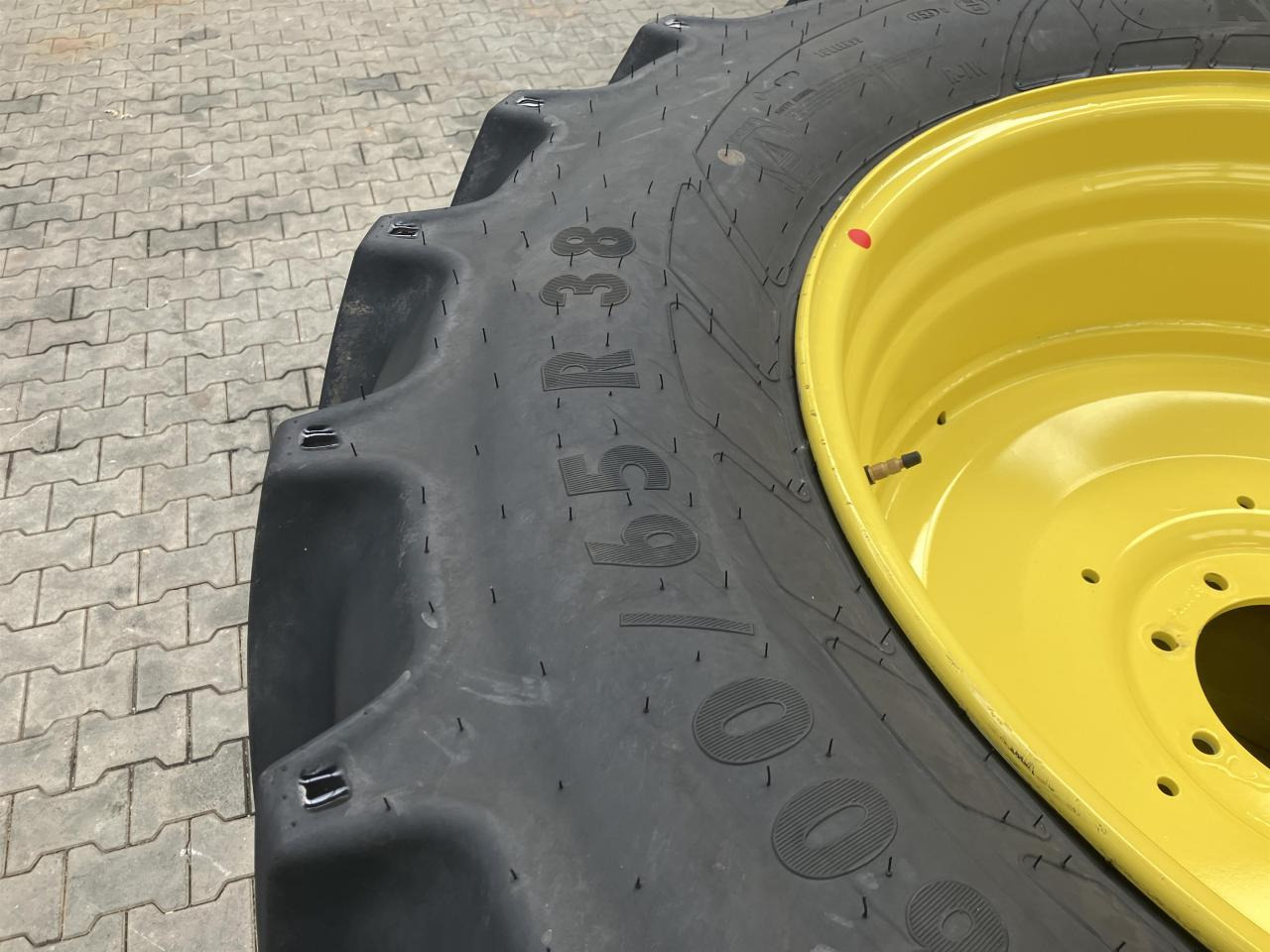 Mitas 600/65R38 - Guma za Poljoprivredna mašina: slika 2 Mitas 600/65R38 - Guma za Poljoprivredna mašina: slika 2