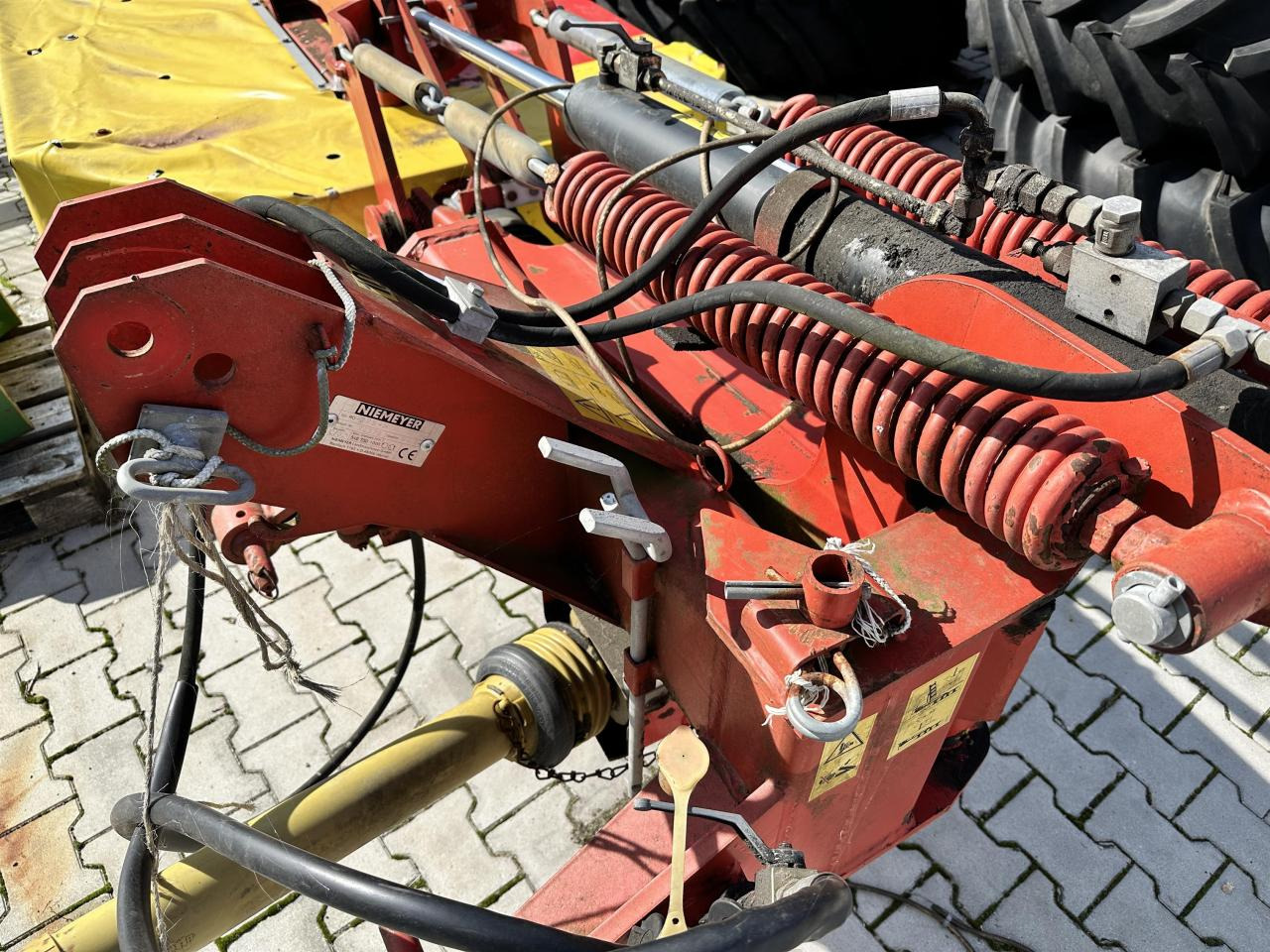 Niemeyer RO 275 - Kosačica: slika 4 Niemeyer RO 275 - Kosačica: slika 4