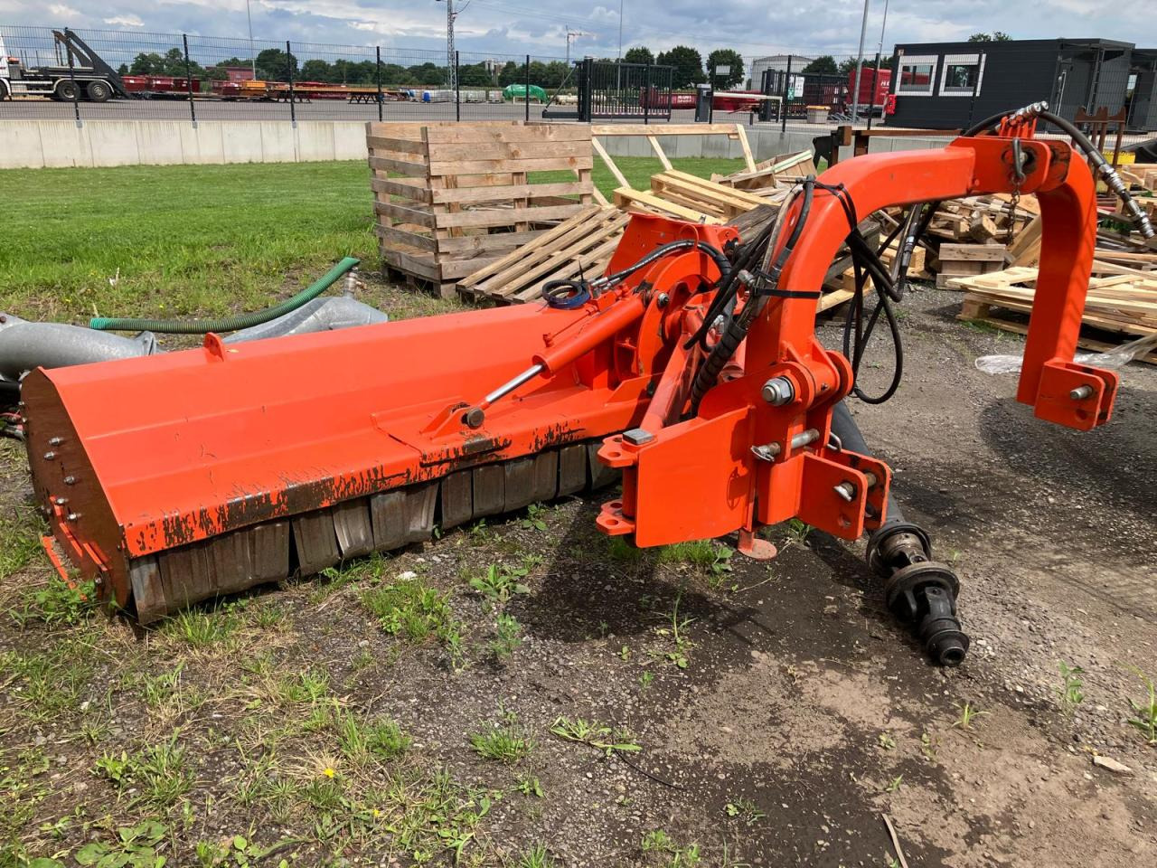 Tierre TCL 200 - Tarup: slika 1 Tierre TCL 200 - Tarup: slika 1