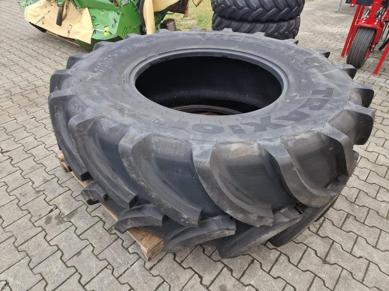 Vredestein 710/75R38 - Guma za Poljoprivredna mašina: slika 1 Vredestein 710/75R38 - Guma za Poljoprivredna mašina: slika 1