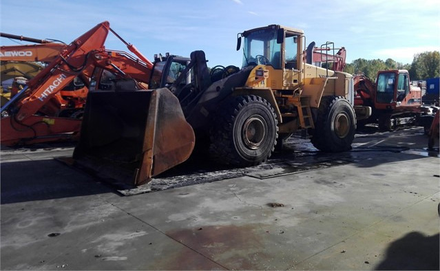 Cargadoras de ruedas VOLVO L150E (2005) - Utovarivač točkaš: slika 1 Cargadoras de ruedas VOLVO L150E (2005) - Utovarivač točkaš: slika 1