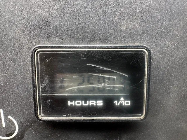 Set generatora Cummins Onan MDKBP Kubota 4 cilinder Diesel 13.5 kVA Marine Silent generatorset: slika 6