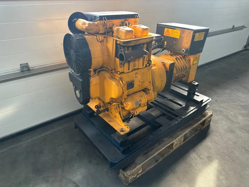 Set generatora Hatz 2M41 15 kVA generatorset: slika 7 Set generatora Hatz 2M41 15 kVA generatorset: slika 7