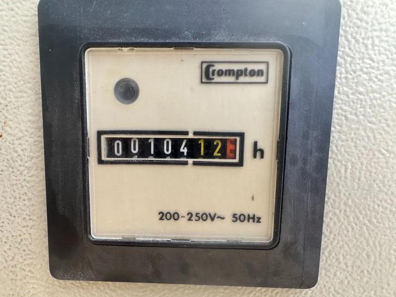 Iveco 8041 I 06.55 Leroy Somer 45 KVA noodstroom generatorset as New ! 104 hours - Set generatora: slika 4 Iveco 8041 I 06.55 Leroy Somer 45 KVA noodstroom generatorset as New ! 104 hours - Set generatora: slika 4