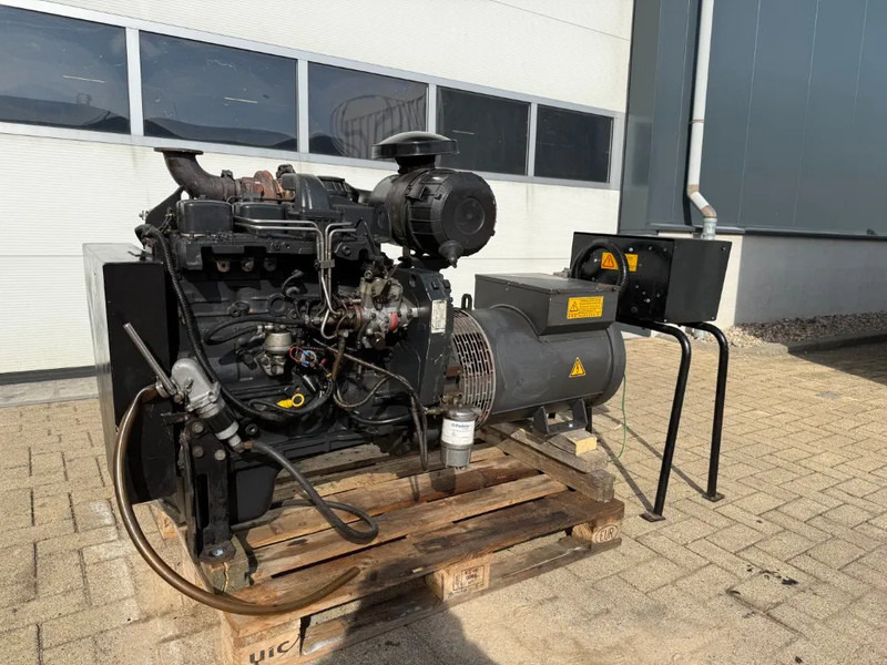Iveco FPT Himoinsa Mecc Alte Spa 75 kVA generatorset - Set generatora: slika 3 Iveco FPT Himoinsa Mecc Alte Spa 75 kVA generatorset - Set generatora: slika 3
